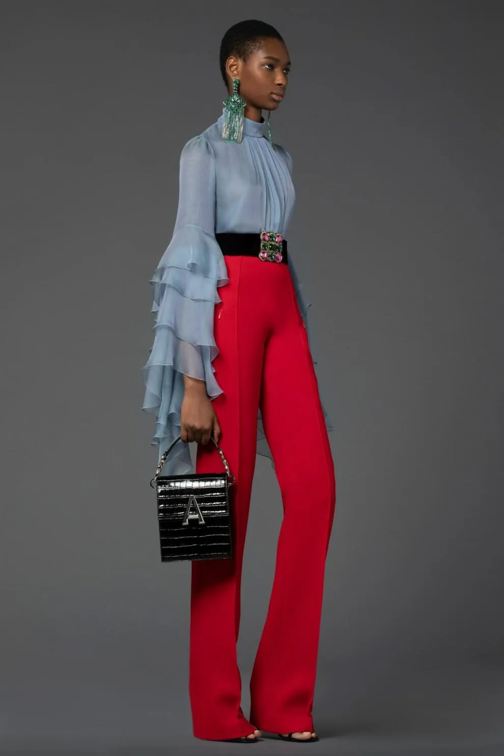 Вишукані блузи з осінньо – зимової колекції 2021/2022 Вишукані блузи з осінньо – зимової колекції 2021/2022