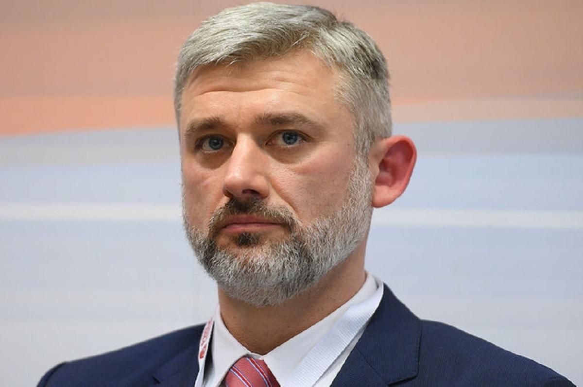За полеты в Крым: Украина объявила подозрение министру транспорта России
