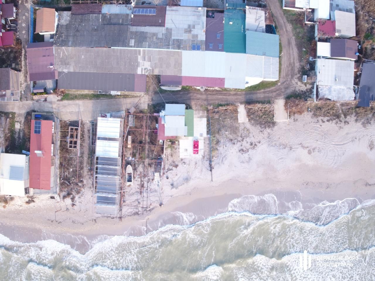 Збудували понад сотню котеджів: ДБР викрила захоплення земель Міноборони на березі Чорного моря - Новини Одеси сьогодні - 24 Канал Збудували понад сотню котеджів: ДБР викрила захоплення земель Міноборони на березі Чорного моря - Новини Одеси сьогодні - 24 Канал