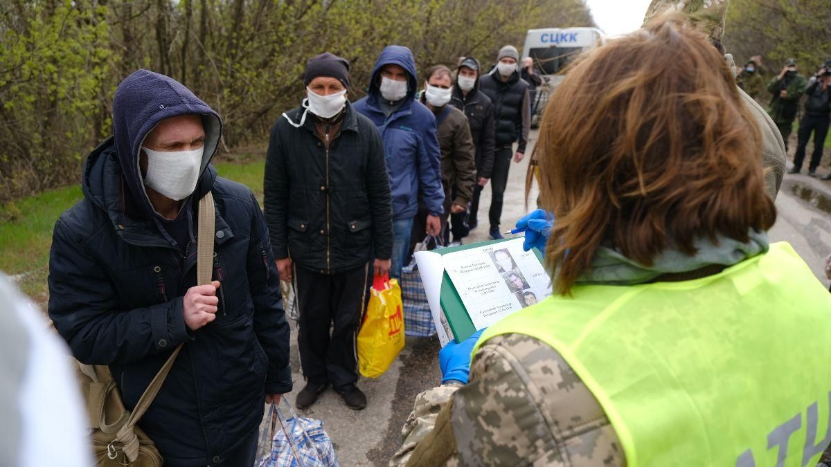 До Водохреща: у ТКГ розповіли, коли можуть вирішити питання обміну полоненими - Україна новини - 24 Канал