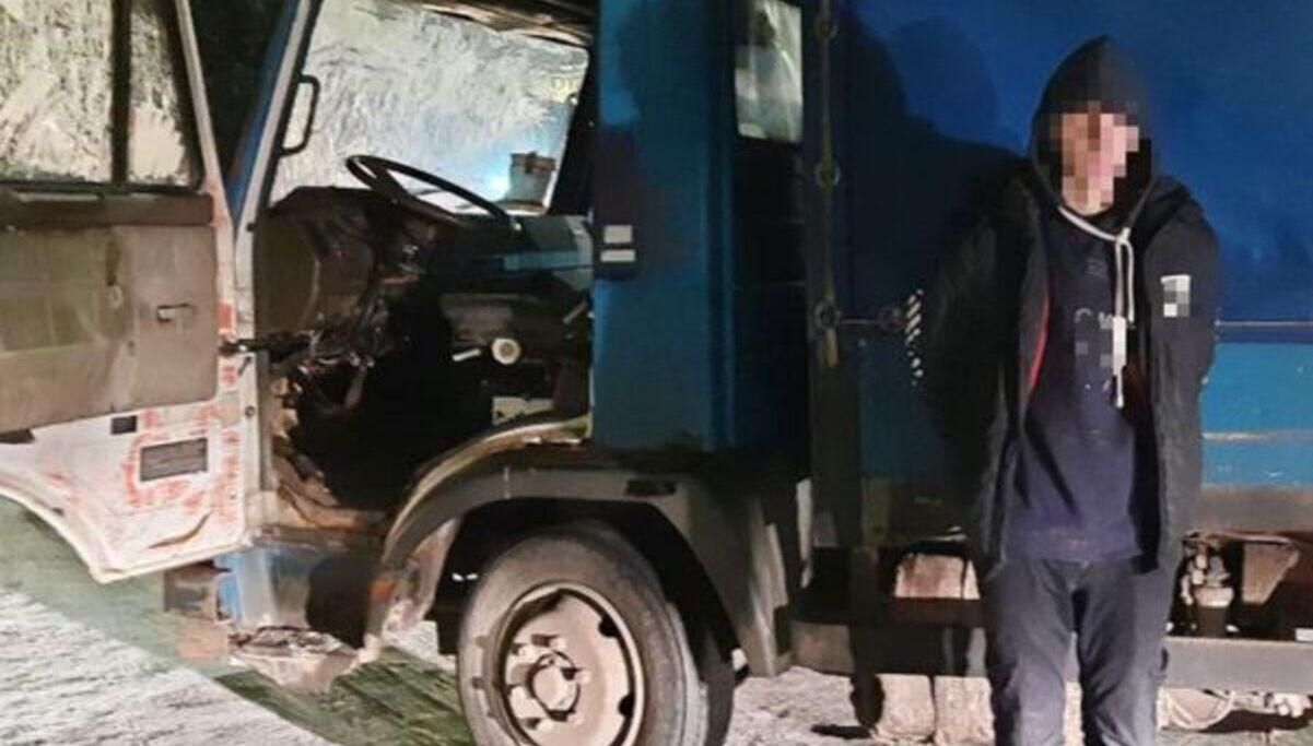 Под Киевом патрульные устроили погоню за грузовиком: водитель-подросток пытался скрыться