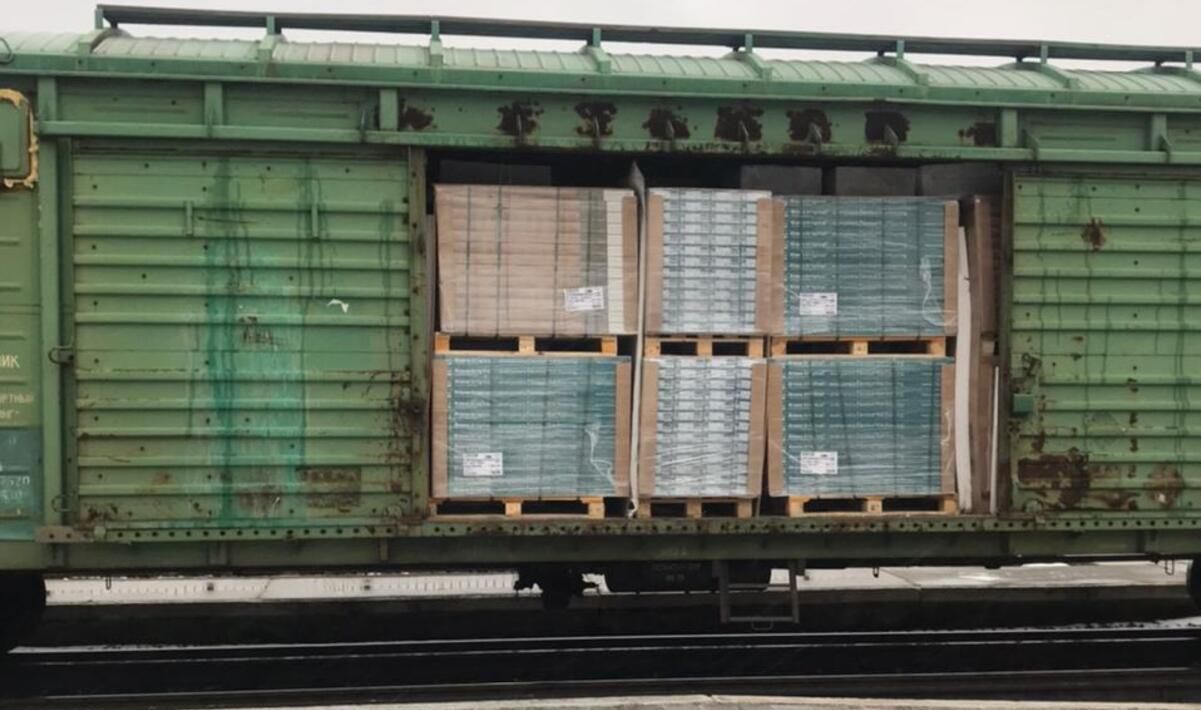 За документами був ламінат: прикордонники виявили 30 тисяч пачок контрабандних сигарет - Україна новини - 24 Канал За документами був ламінат: прикордонники виявили 30 тисяч пачок контрабандних сигарет - Україна новини - 24 Канал