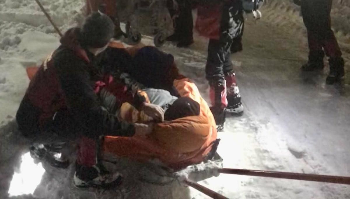 В Карпатах чудом спасли 21-летнюю туристку со Львовщины В Карпатах чудом спасли 21-летнюю туристку со Львовщины