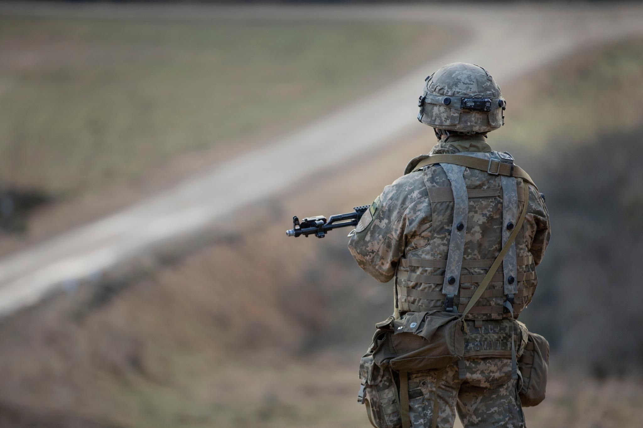 Мабуть, передноворічна здача екзаменів, – військовий про снайперів поблизу Новозванівки - Новини Росії і України - 24 Канал Мабуть, передноворічна здача екзаменів, – військовий про снайперів поблизу Новозванівки - Новини Росії і України - 24 Канал