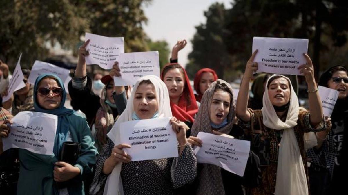 У Кабули жінки вийшли на протест: таліби відкрили вогонь - Україна новини - 24 Канал