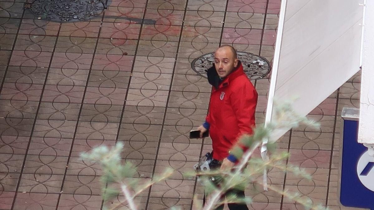 У Чорногорії чоловік захопив банк та погрожує підірвати його - Україна новини - 24 Канал У Чорногорії чоловік захопив банк та погрожує підірвати його - Україна новини - 24 Канал