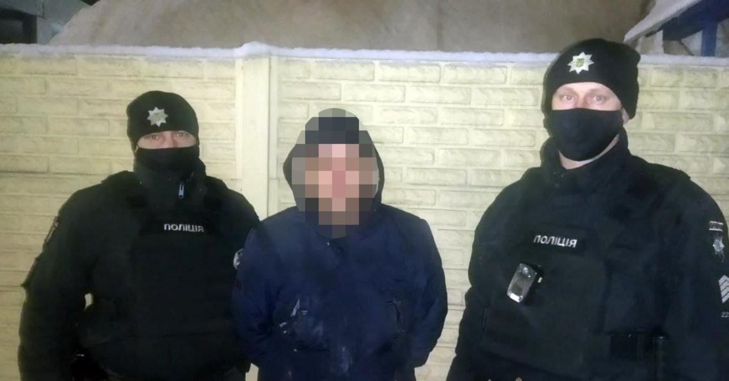 Запорожец размахивал пистолетом на катке: не захотел доплачивать Запорожец размахивал пистолетом на катке: не захотел доплачивать