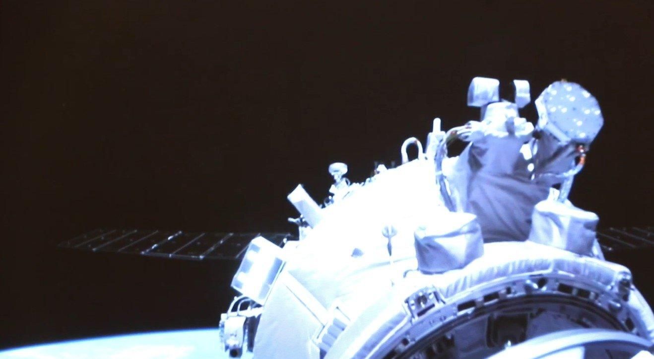 Паника на орбите: Китай подал жалобу в ООН на компанию Илона Маска из-за спутников Starlink Паника на орбите: Китай подал жалобу в ООН на компанию Илона Маска из-за спутников Starlink