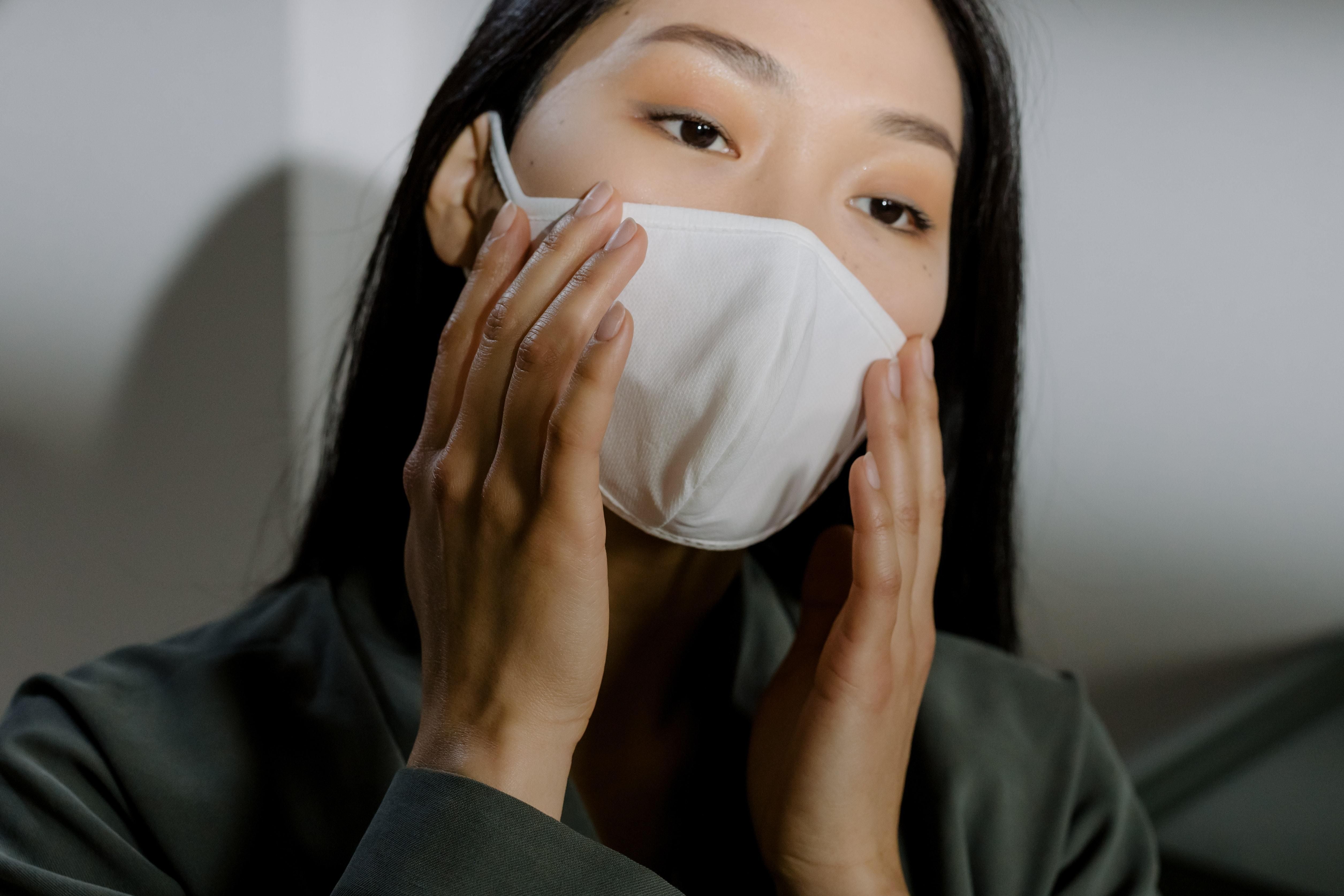 За добу виявили вдвічі більше хворих та смертей від COVID-19 - Гарячі новини - 24 Канал За добу виявили вдвічі більше хворих та смертей від COVID-19 - Гарячі новини - 24 Канал