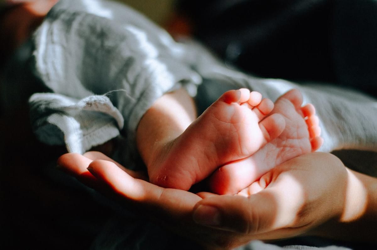 У Черкасах поліцейські забрали у нетверезих батьків дитину з переохолодженням - Новини Черкас - 24 Канал У Черкасах поліцейські забрали у нетверезих батьків дитину з переохолодженням - Новини Черкас - 24 Канал