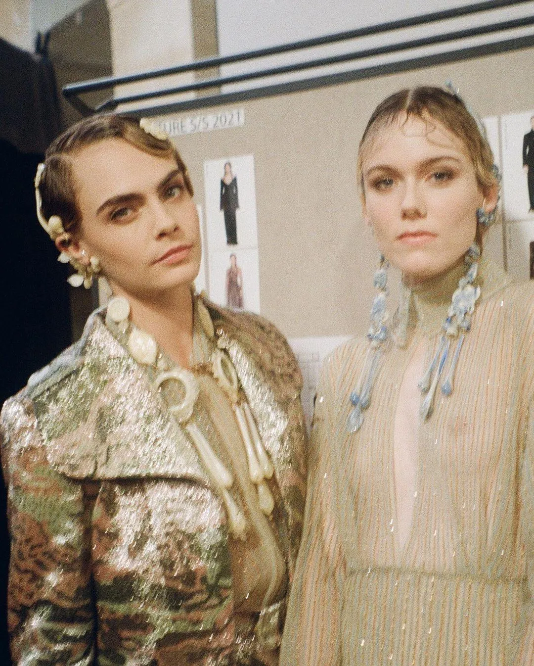 Зачіска Зачіска