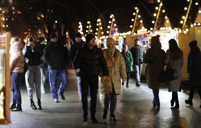 Где украинцы планируют праздновать Новый год: данные опроса
