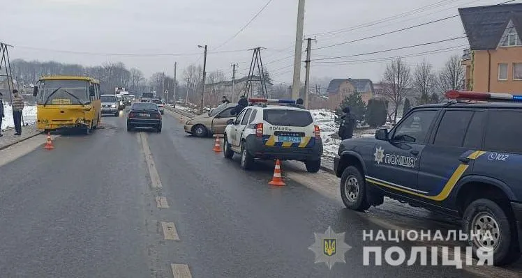 У ДТП на Львівщин потрапив рейсовий автобус  