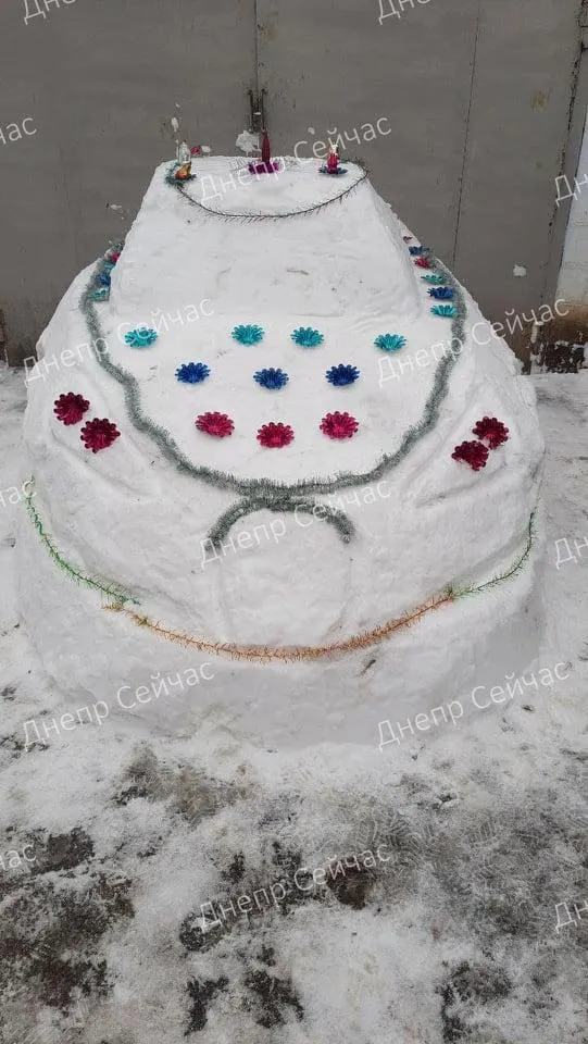 Bugatti зі снігу Bugatti зі снігу