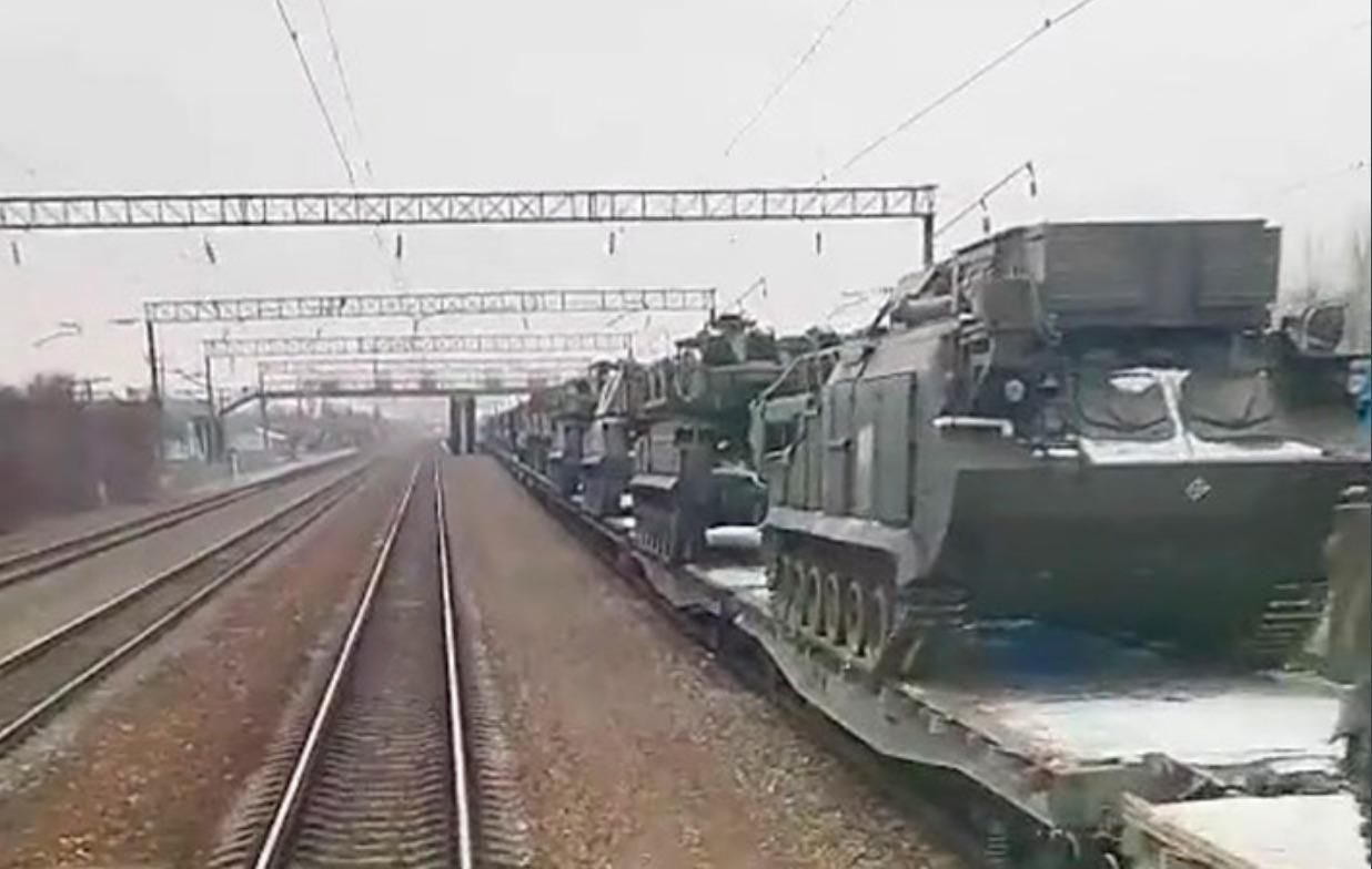 Росія продовжує стягувати війська до кордону з Україною: нові дані з супутникових знімків - Росія новини - 24 Канал Росія продовжує стягувати війська до кордону з Україною: нові дані з супутникових знімків - Росія новини - 24 Канал