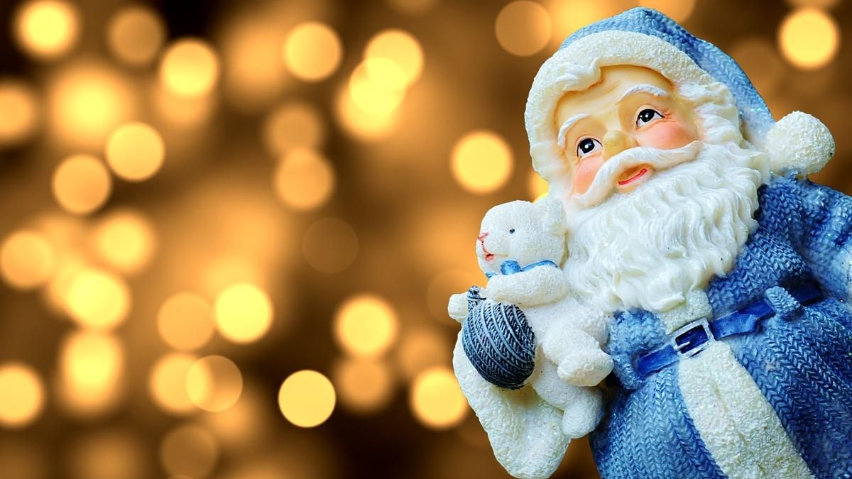 Не на оленях: над Днепром пролетел Санта Не на оленях: над Днепром пролетел Санта