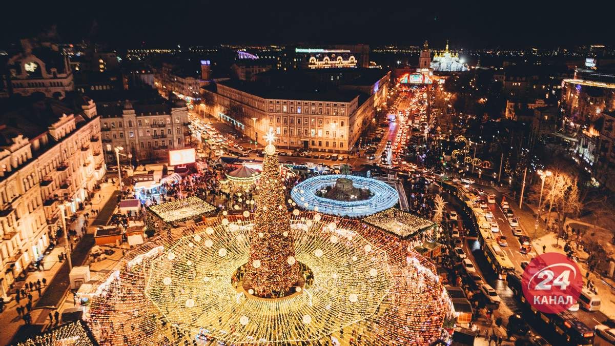 Киевская елка попала в топ-15 самых красивых в Европе, которые рекомендуют для туристов Киевская елка попала в топ-15 самых красивых в Европе, которые рекомендуют для туристов