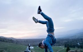 Стоит ли мужчине носить джинсы скинни в 2022 году