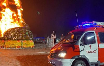 В Казахстане главная елка сгорела через 6 минут после Нового года