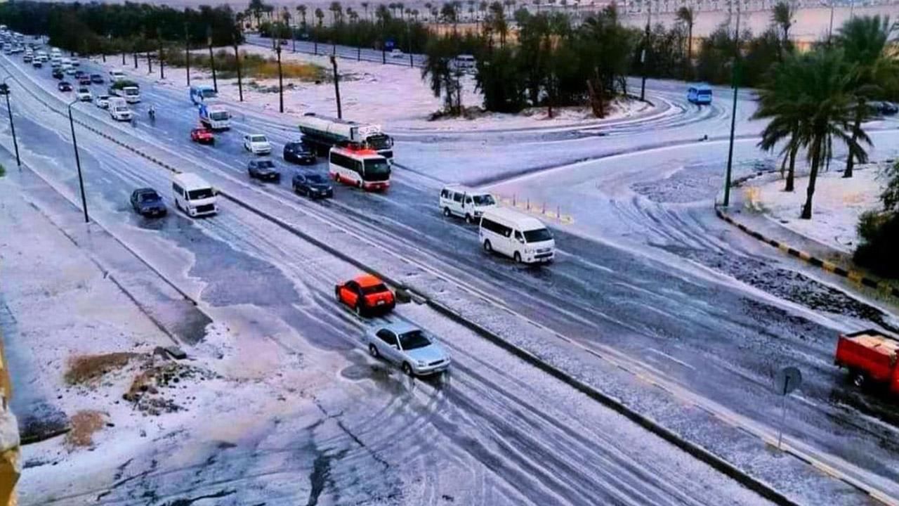 В первый день нового года: курорт Египта страдает от снега и града В первый день нового года: курорт Египта страдает от снега и града