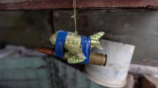 Без алкоголю і під звуки пострілів: військові показали, як зустрічали 2022 під Донецьком