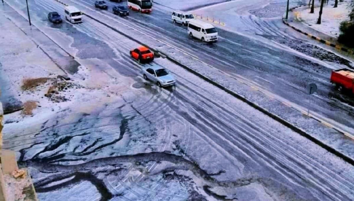 Єгипет засипало снігом: є жертви негоди, влада ввела режим НС - 24 Канал Єгипет засипало снігом: є жертви негоди, влада ввела режим НС - 24 Канал