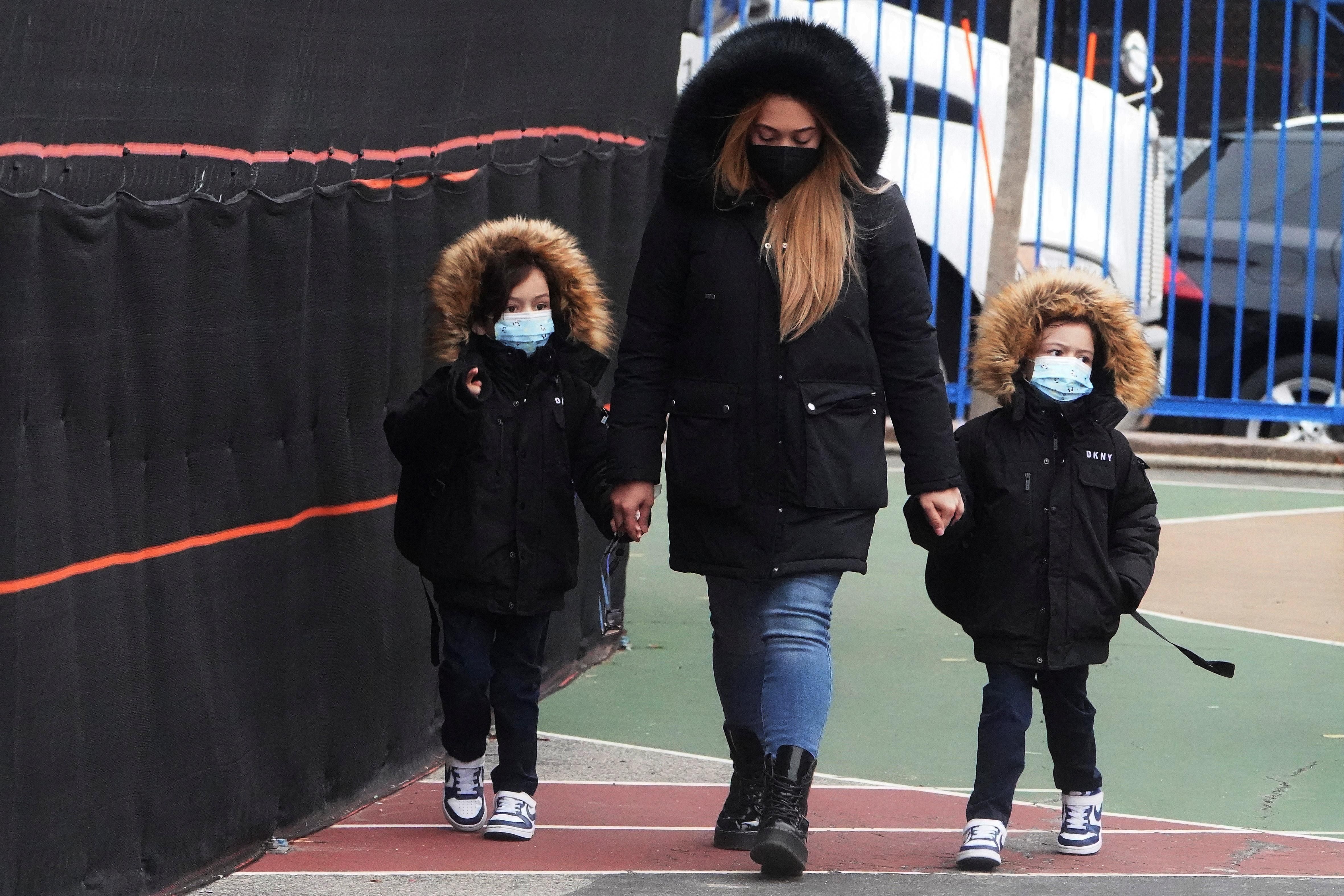 Ученики тысяч школ не вернулись за парты после каникул: в США бушует Омикрон Ученики тысяч школ не вернулись за парты после каникул: в США бушует Омикрон