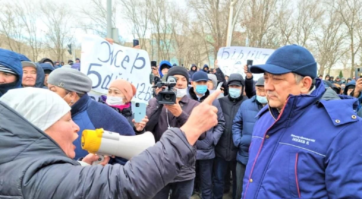 У Казахстані знизили ціну на газ, як того вимагали мітингарі - 24 Канал У Казахстані знизили ціну на газ, як того вимагали мітингарі - 24 Канал