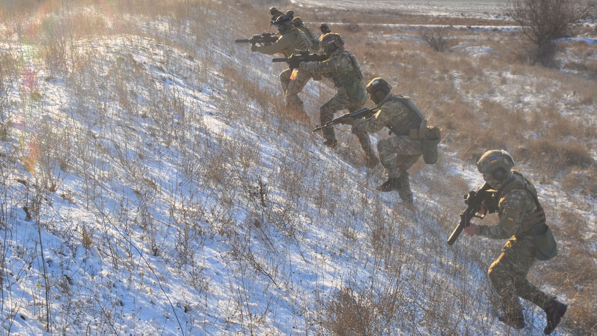 Розвідники поблизу окупованого Криму відпрацьовують ближній бій - новини Криму - 24 Канал Розвідники поблизу окупованого Криму відпрацьовують ближній бій - новини Криму - 24 Канал