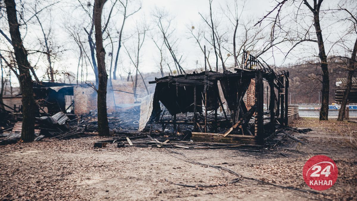 На Трухановому острові горів ПБК: ексклюзивний фоторепортаж - Новини Києва - Київ