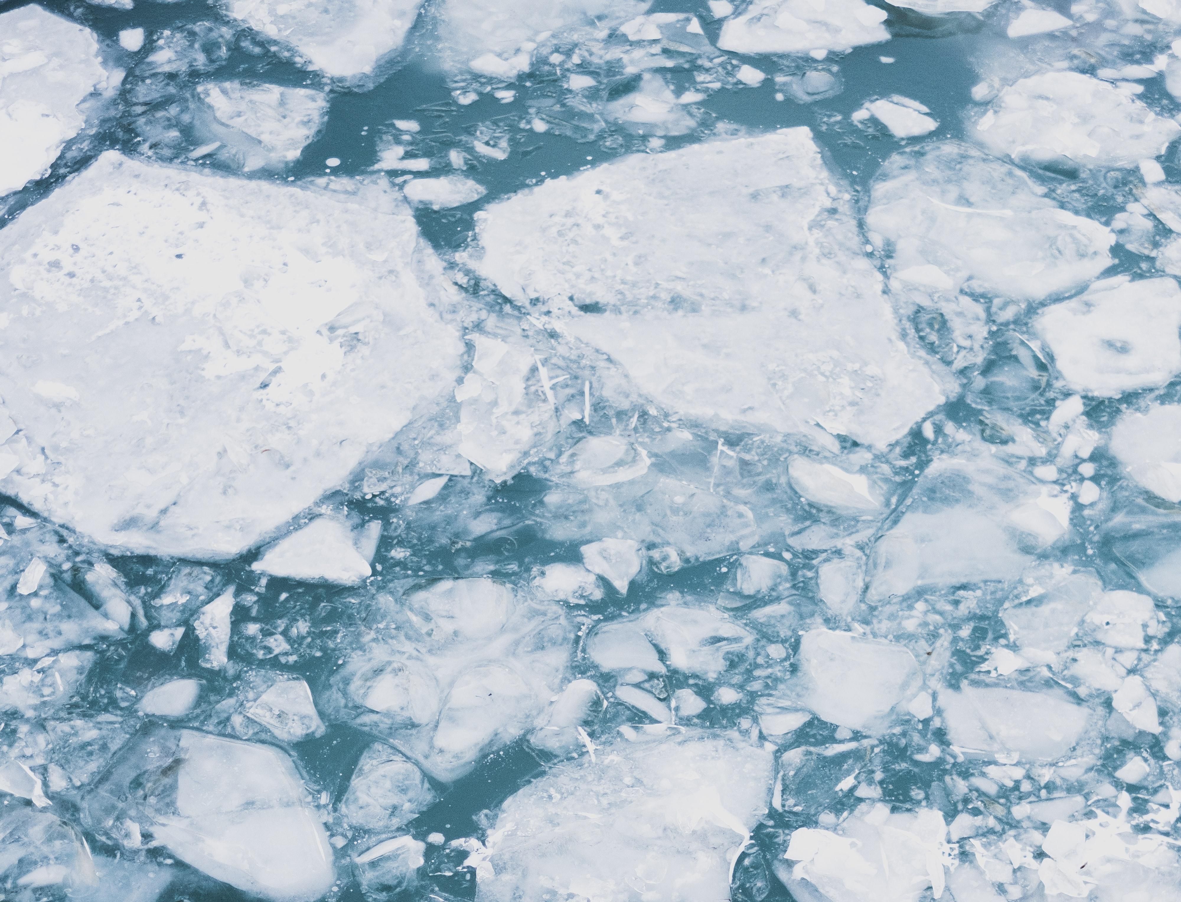 На Волыни тело пропавшего 17-летнего юноши достали из-под льда На Волыни тело пропавшего 17-летнего юноши достали из-под льда