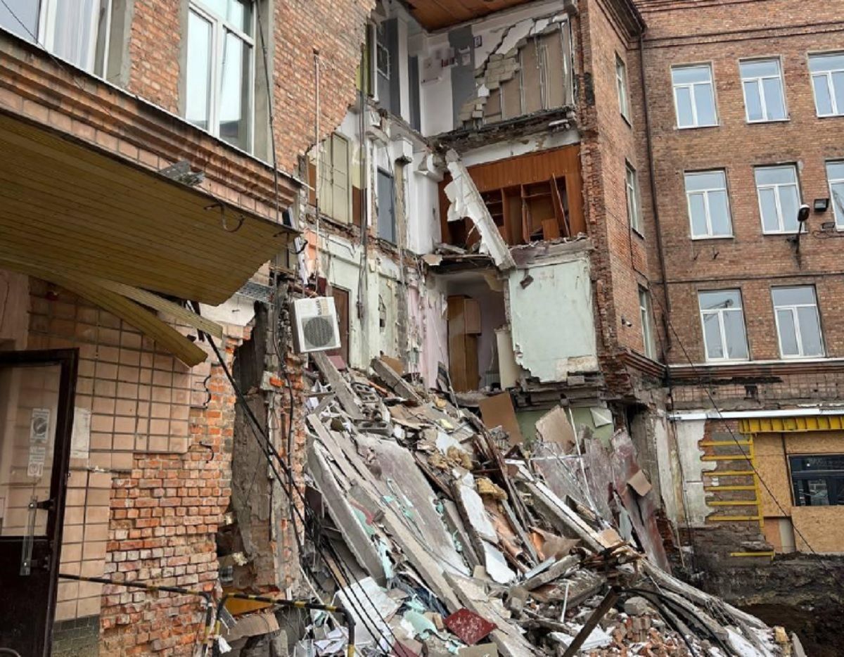 Обвал будинку в Харкові: у мерії кажуть, що дозволу на будівництво не давали - Свіжі новини Харкова - Харків
