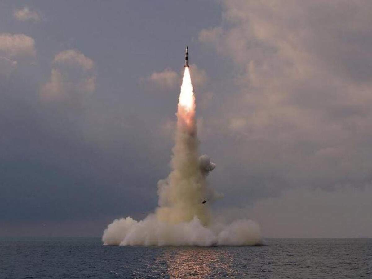 КНДР запустила невідомий снаряд у бік моря: Японія та США вже відреагували - 24 Канал
