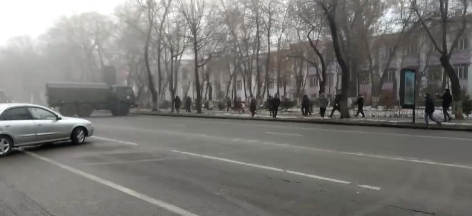 Сутички у Казахстані спалахнули з новою силою: відео з охопленої протестами Алмати - 24 Канал
