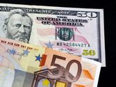 Доллар и евро резко выросли в цене: курс валют на 6 января
