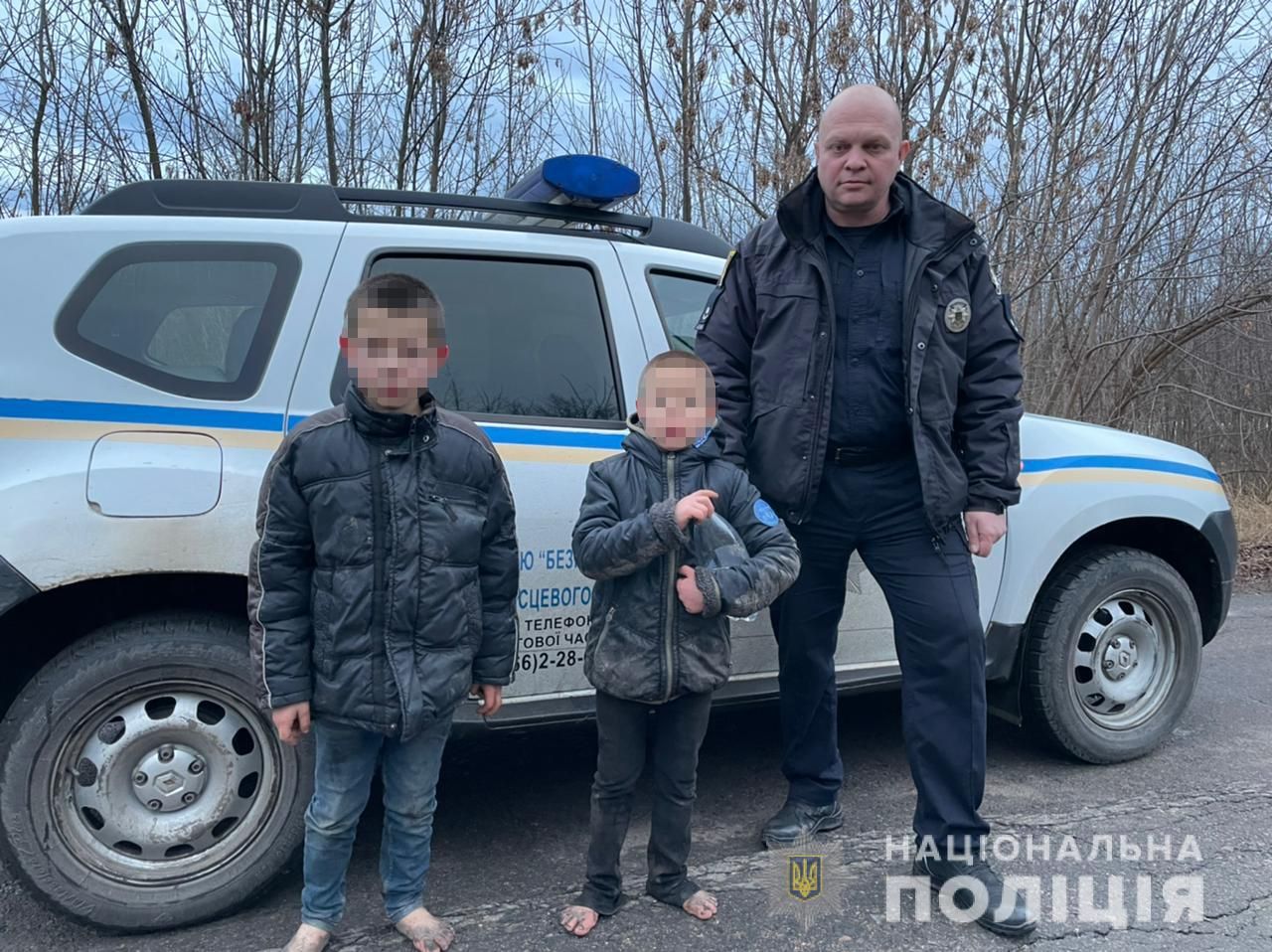 Втікали босоніж по трасі від вітчима: на Одещині поліція врятувала двох дітей з Вінниччини - Одеса