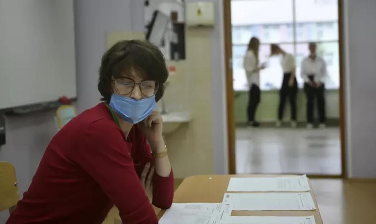 Суд відмовився повертати на роботу невакциновану вчительку з Волині: подробиці - Україна новини - Освіта Суд відмовився повертати на роботу невакциновану вчительку з Волині: подробиці - Україна новини - Освіта