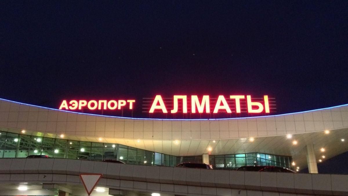 В Алмати захопили аеропорт: співробітників евакуювали - 24 Канал