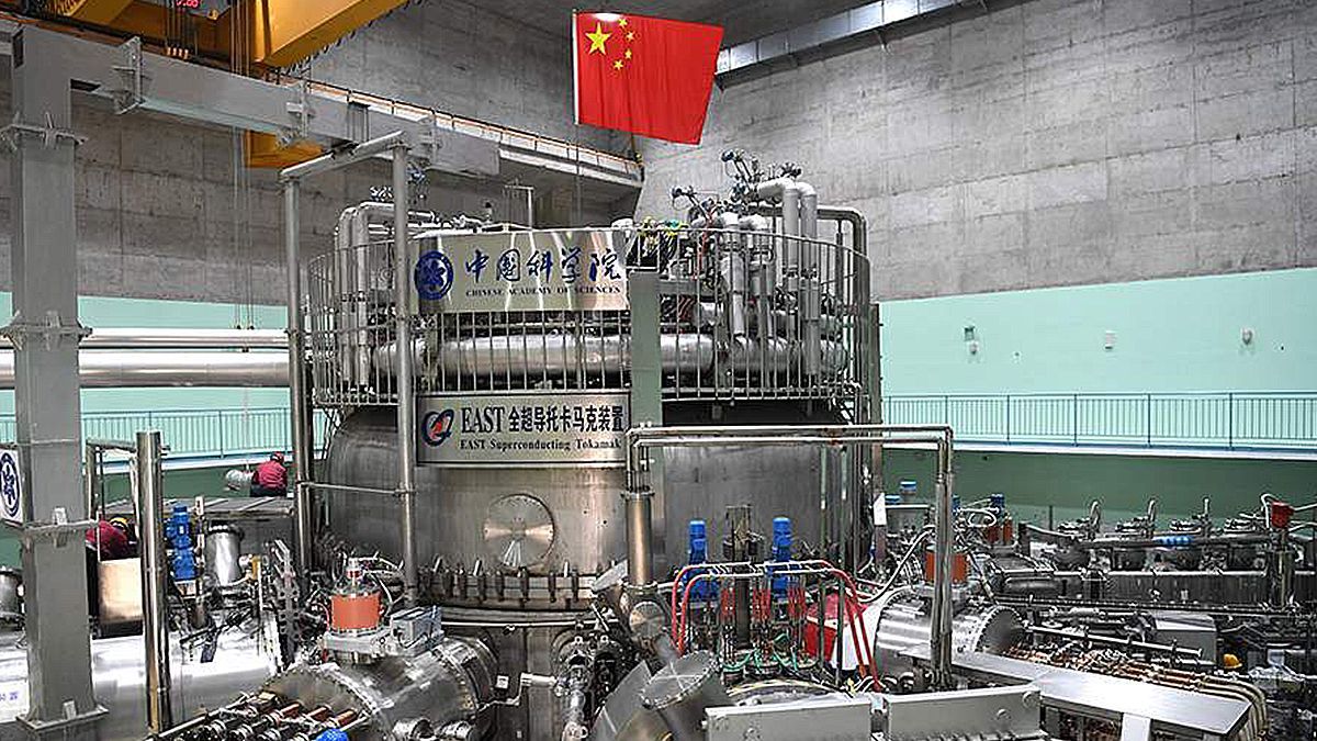 Китайський термоядерний реактор розігріли до температури уп'ятеро більшої, ніж на Сонці - Новини технологій - Техно