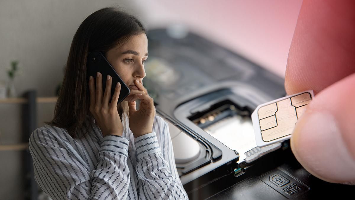 Украинцев напугали обязательной регистрацией SIM-карт: нужно ли бежать с паспортом к оператору Украинцев напугали обязательной регистрацией SIM-карт: нужно ли бежать с паспортом к оператору