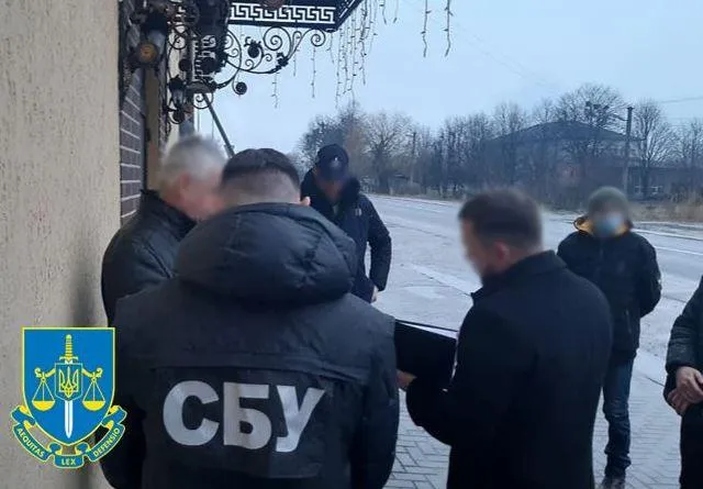 Відмовлявся підписувати угоду без відкату: СБУ затримала посадовця Держпродспоживслужби Відмовлявся підписувати угоду без відкату: СБУ затримала посадовця Держпродспоживслужби
