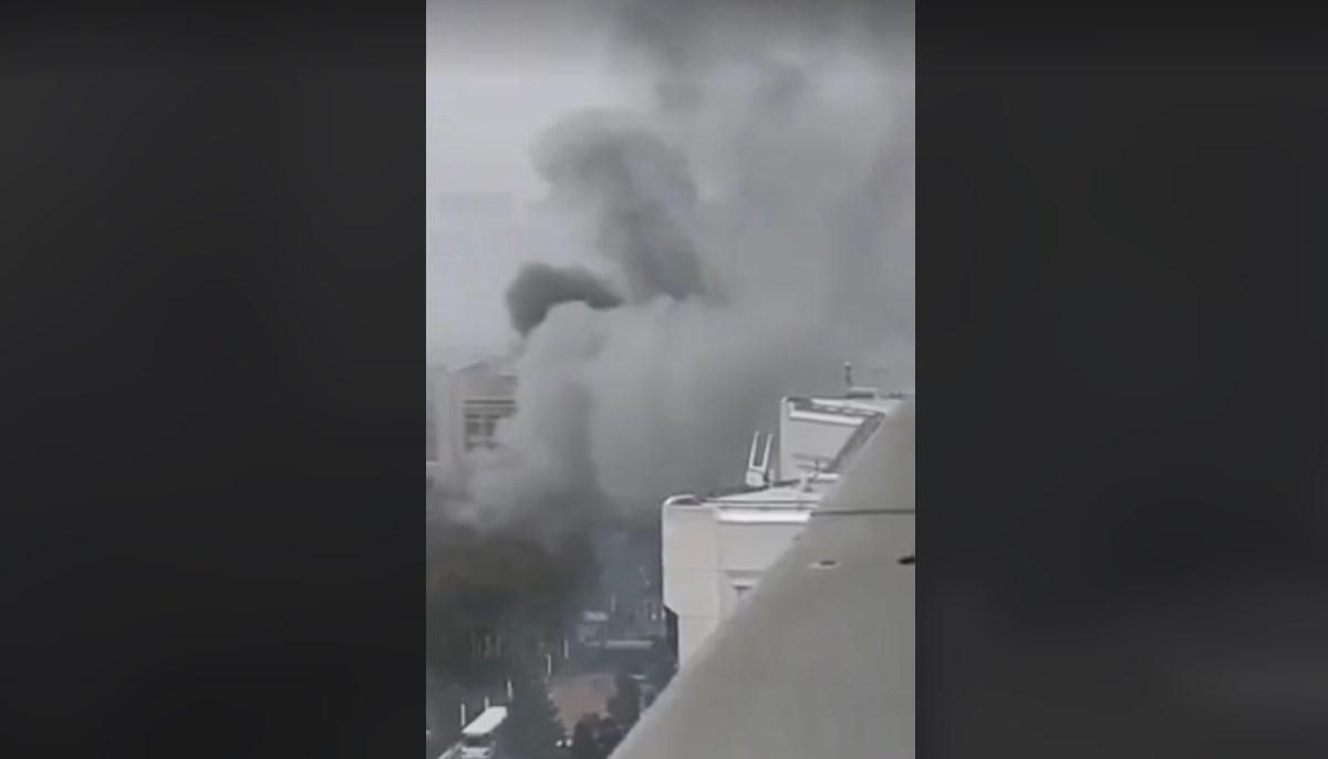 Автоматные очереди и жесткие бои: в Алматы идет зачистка от протестующих Автоматные очереди и жесткие бои: в Алматы идет зачистка от протестующих