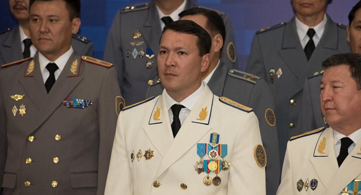 СМИ сообщают, что Назарбаев сбежал из Казахстана, а его племянника задержали