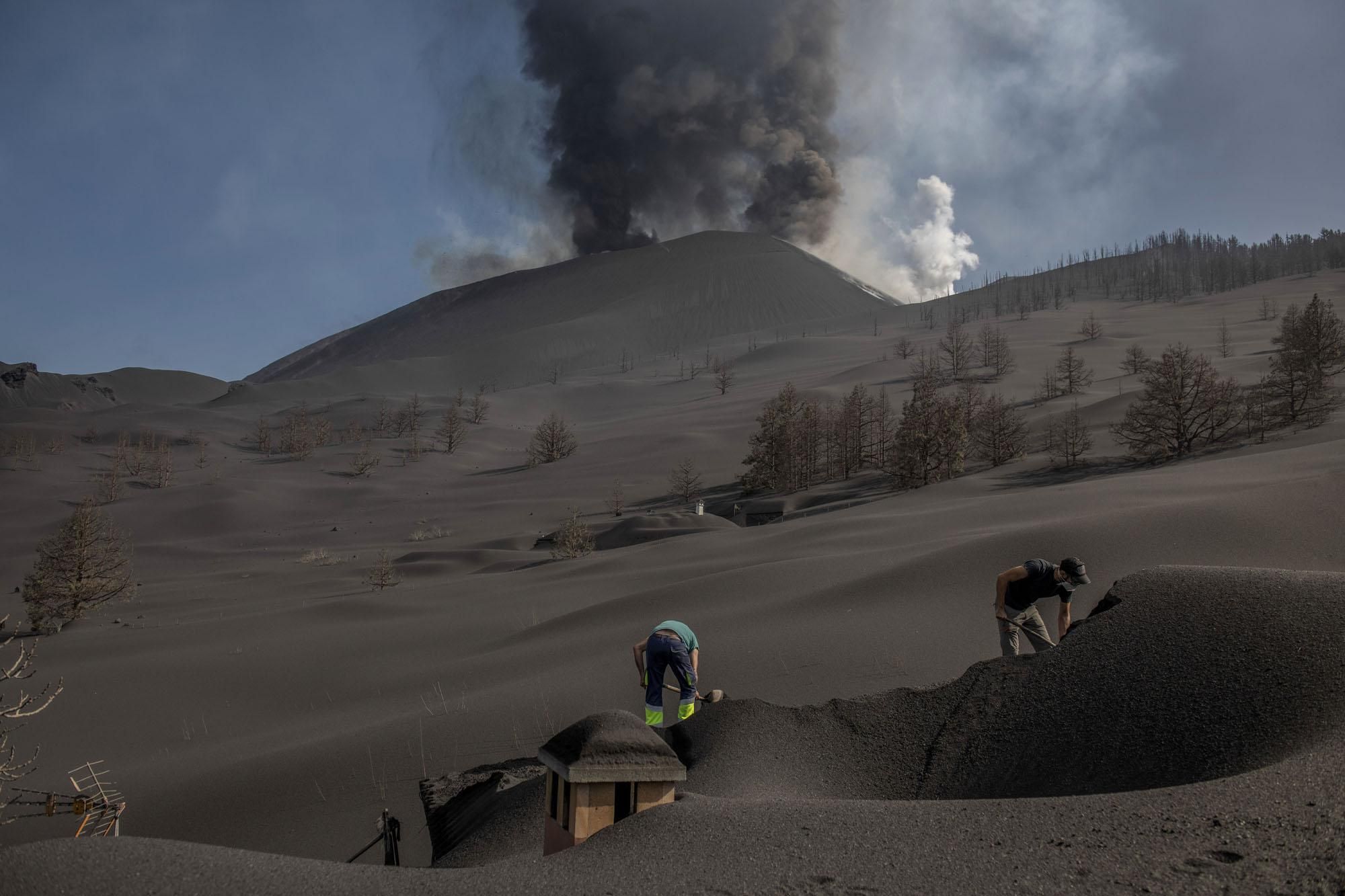 Геологи исследовали "горячие точки", образующие вулканические острова