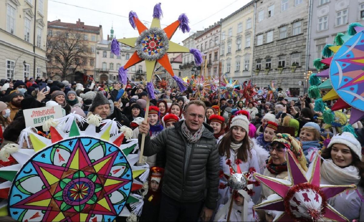 "Шествие звездочетов": во Львове продолжают праздновать Рождество – яркие фото