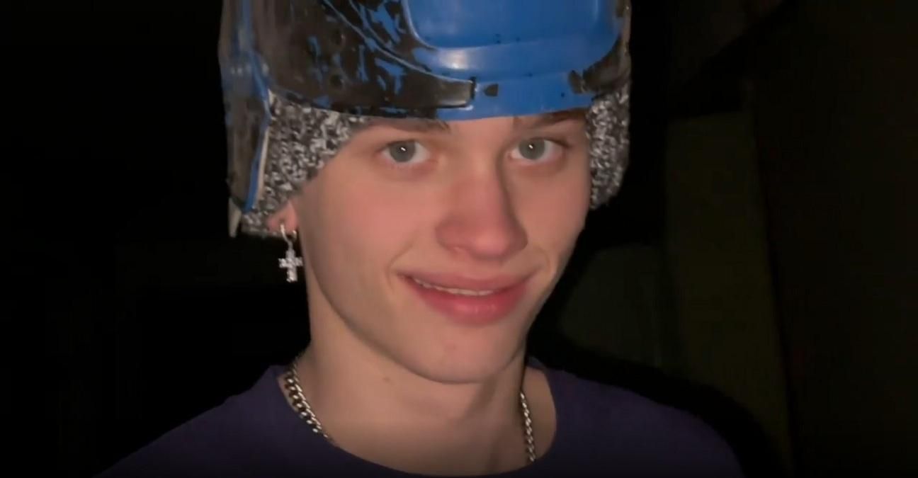 "Я ворог": в Україну не впустили відомого блогера Мілохіна - Новини Росії і України - 24 Канал "Я ворог": в Україну не впустили відомого блогера Мілохіна - Новини Росії і України - 24 Канал