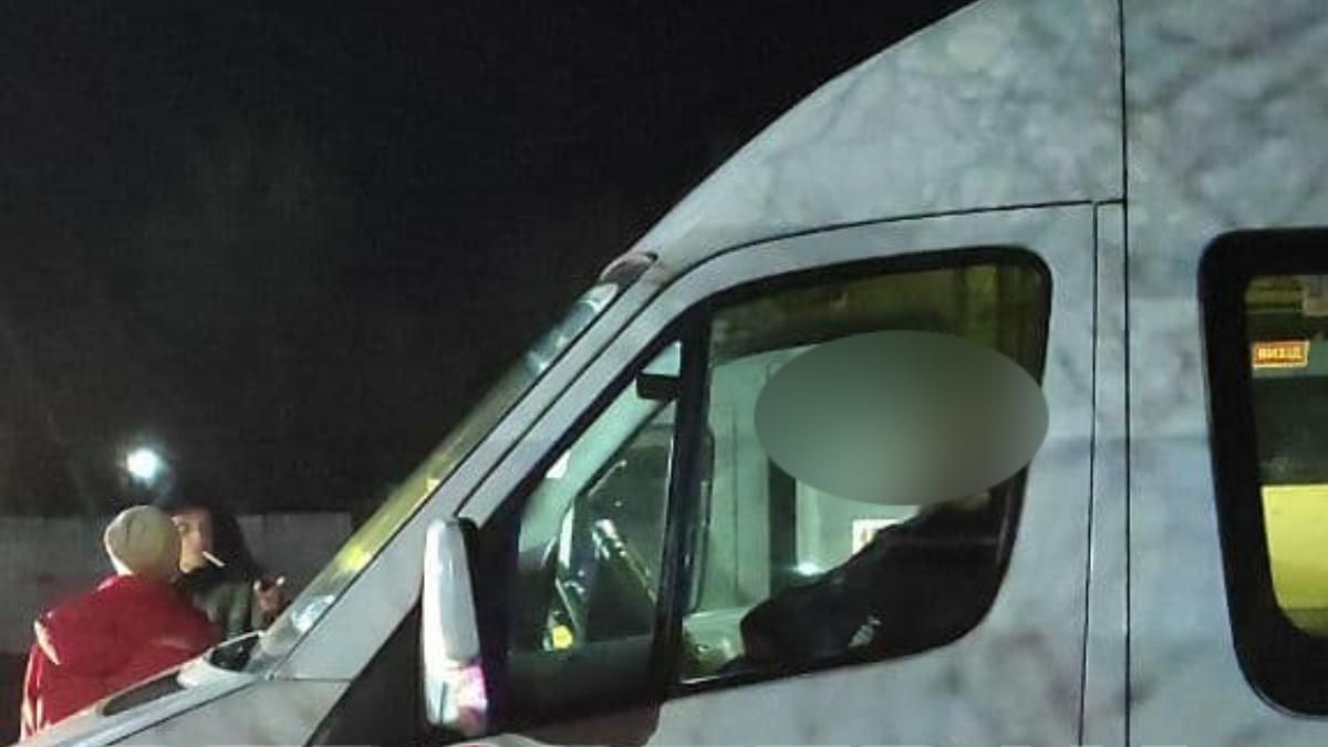 Водитель маршрутки в Днепре умер за рулем: в салоне были пассажиры Водитель маршрутки в Днепре умер за рулем: в салоне были пассажиры