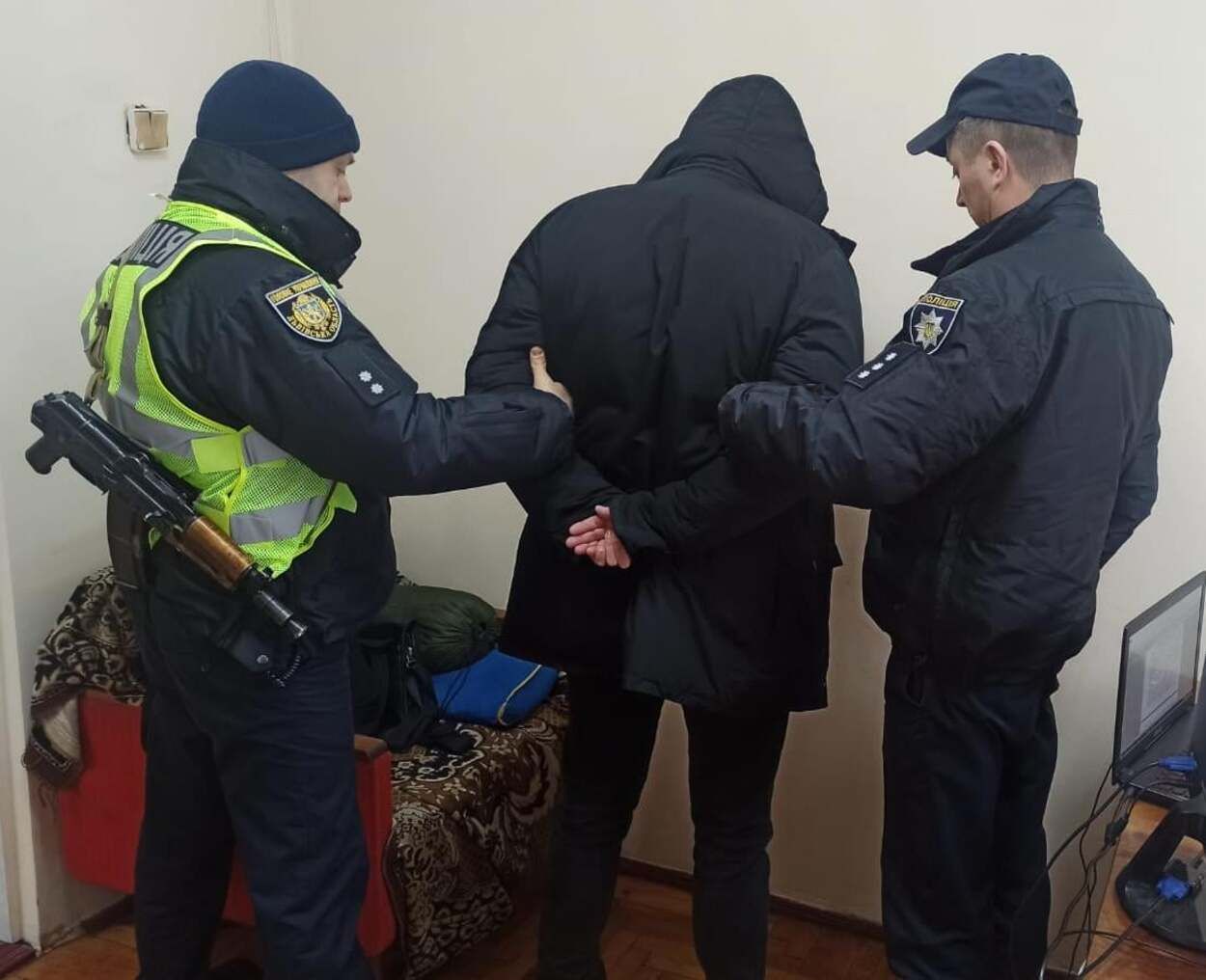 Зарезал односельчанина: возле Дрогобыча полиция задержала убийцу по горячим следам