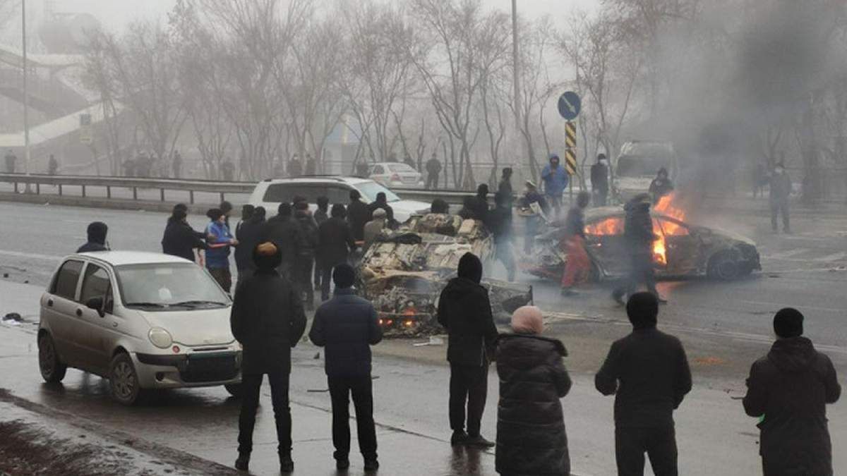 Сотні мільйонів доларів: у Казахстані оцінили суму збитків бізнесу від масових заворушень - Бізнес Сотні мільйонів доларів: у Казахстані оцінили суму збитків бізнесу від масових заворушень - Бізнес