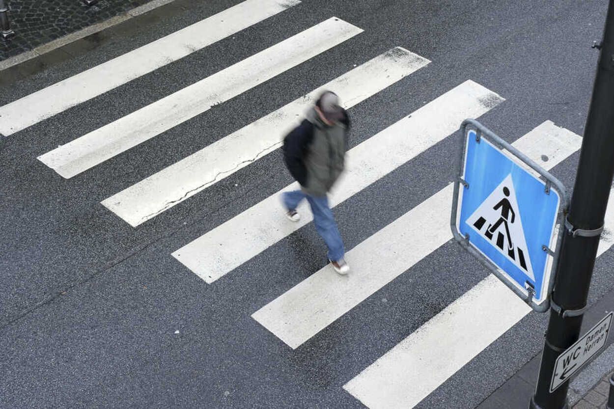 Внезапно вышел на трассу: львовские патрульные оштрафовали пьяного пешехода Внезапно вышел на трассу: львовские патрульные оштрафовали пьяного пешехода